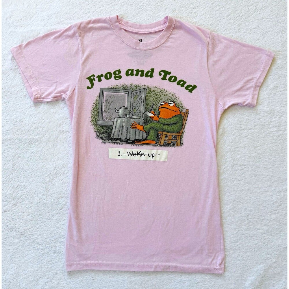 Women’s Frog and Toad Graphic Print T-Shirt Short Sleeve Crew Neck Pink XS